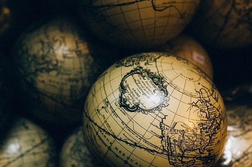 locr geoservices and maps blog image globes