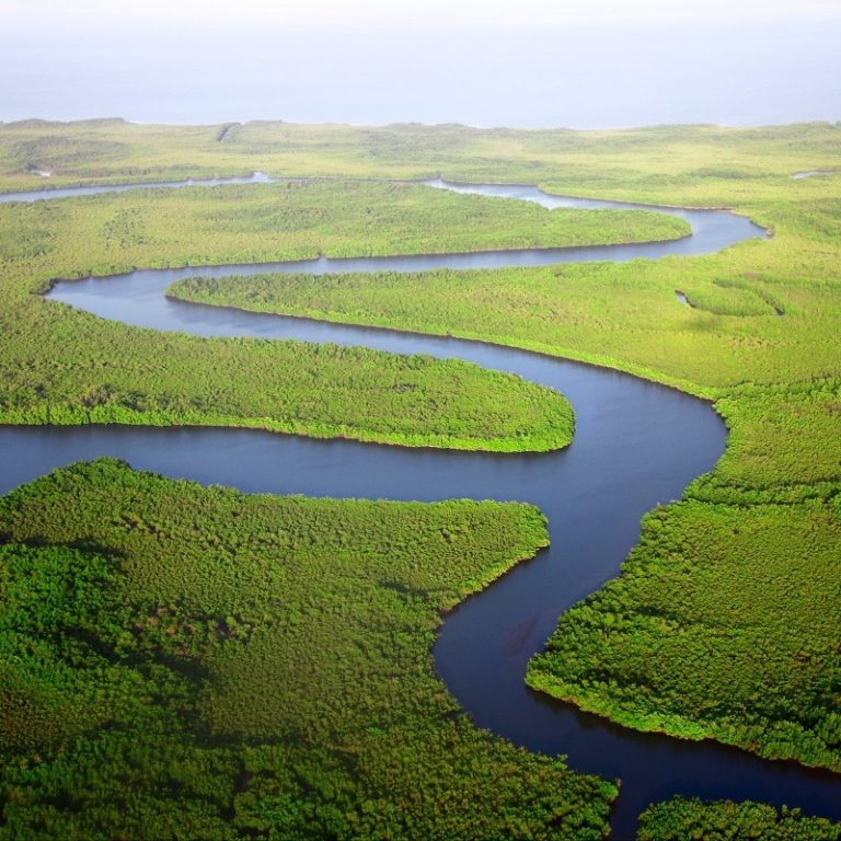 river-bed-1081967SQ