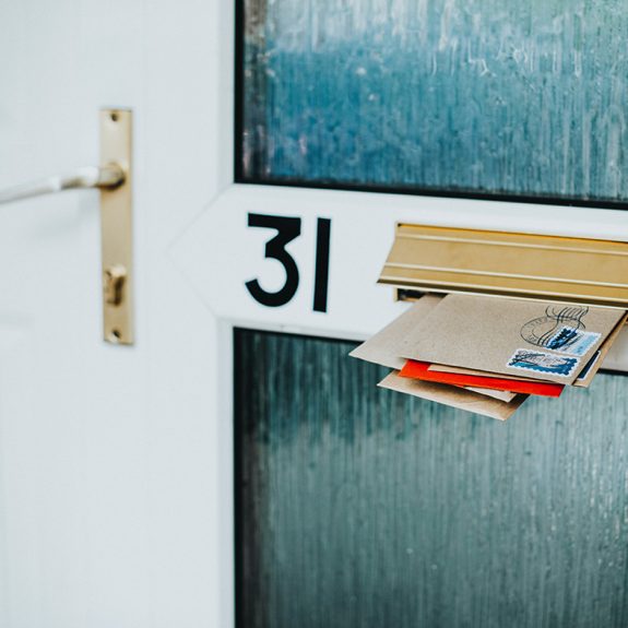 briefkasten-post-tur-SQ