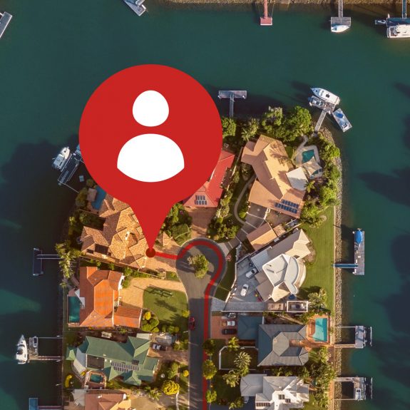 john-lockwood-vZEPXDQHR4s-unsplash_SQ