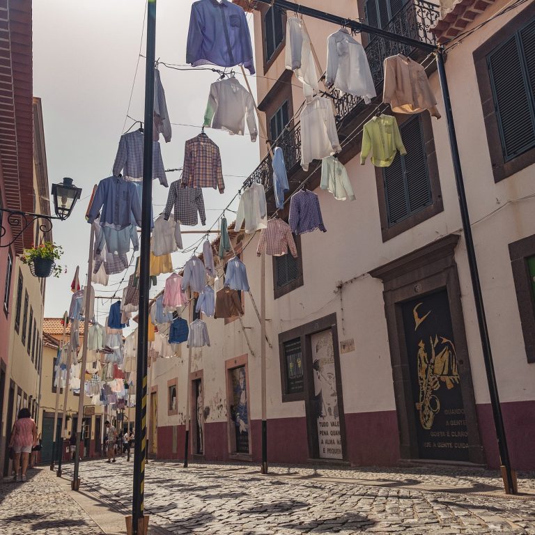 shirts-4445617_1920