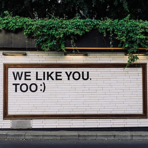 welikeyou adam-jang-260876-unsplashSQ